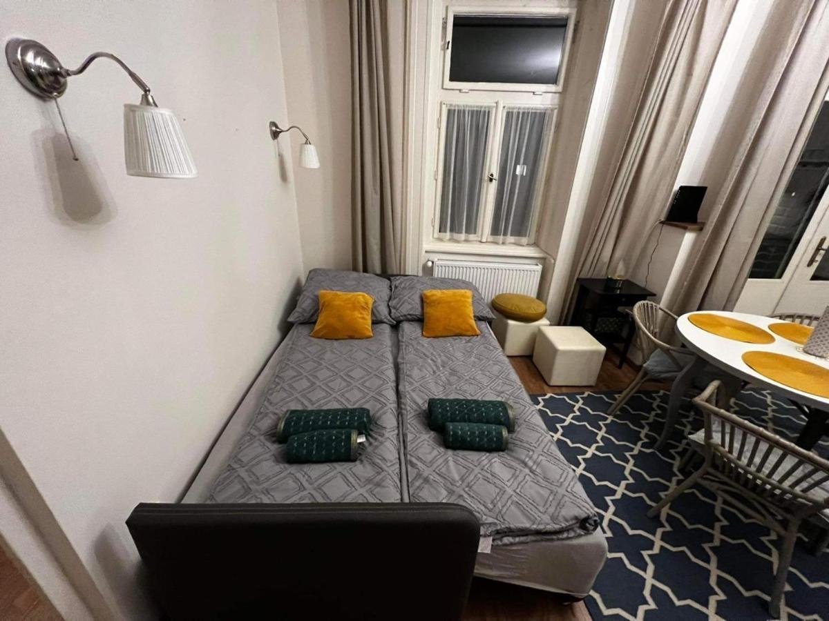 Adorable, Cosy Apartment At The Heroes' Square Budapest Esterno foto