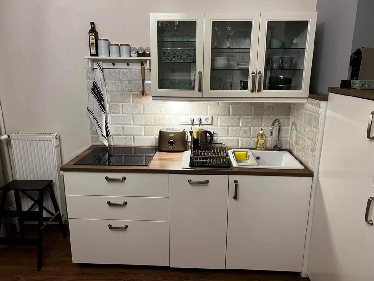 Adorable, Cosy Apartment At The Heroes' Square Budapest Esterno foto